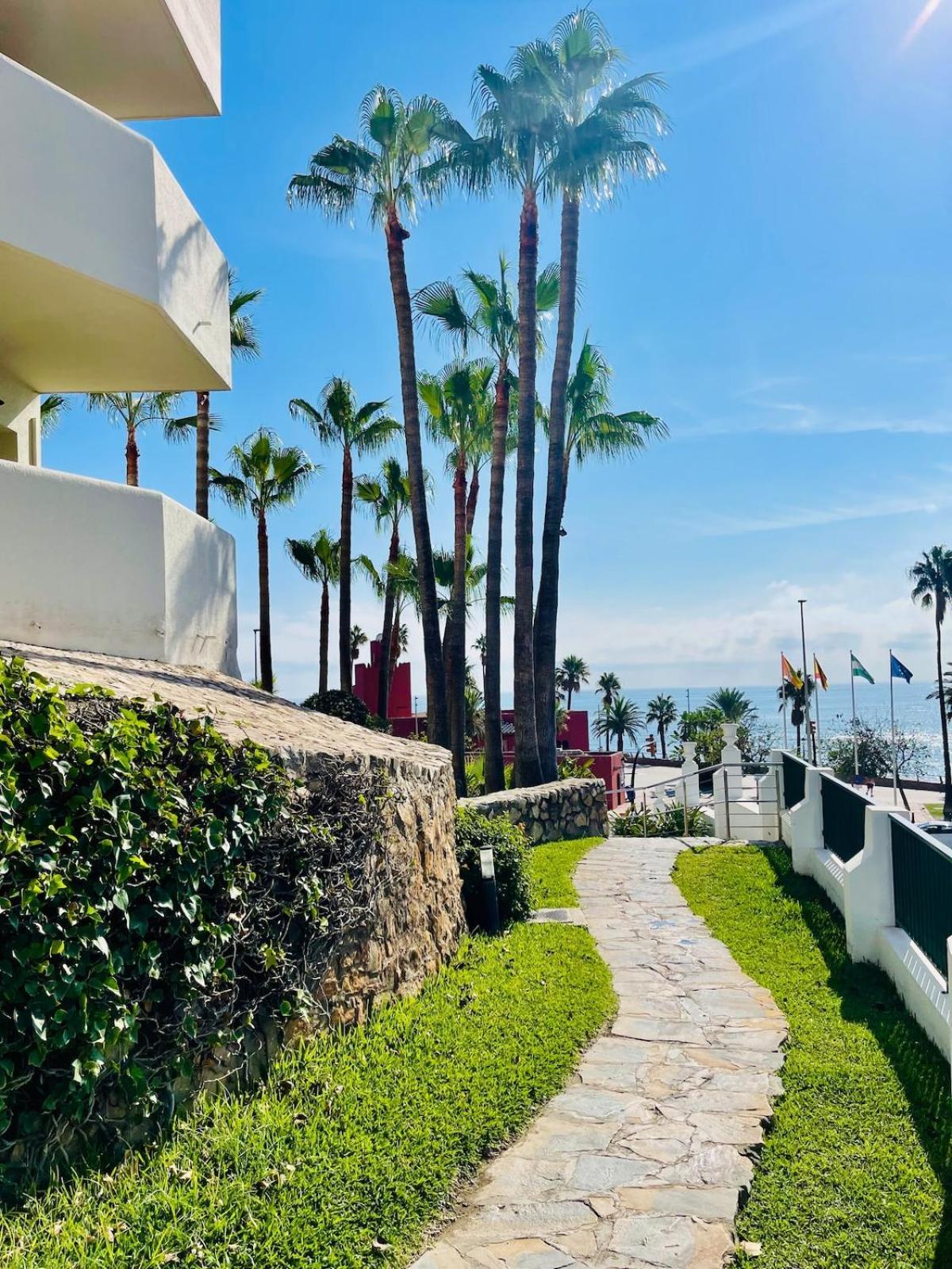 Direct Sea View- Bilbil Sunrise! Apartment Benalmadena Bagian luar foto
